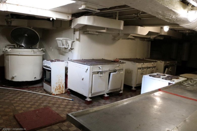 Крейсер Михаил камбуз