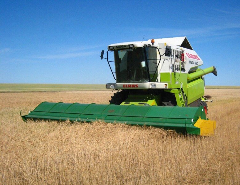 Комбайн CLAAS Mega 350