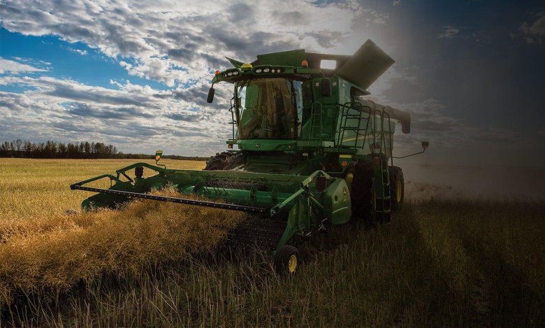 Комбайн Джон Дир