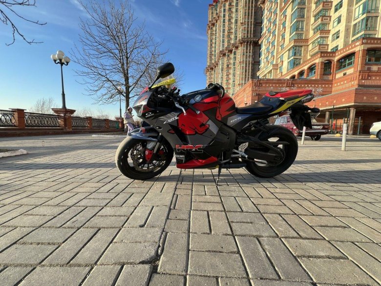 Хонда сбр 600