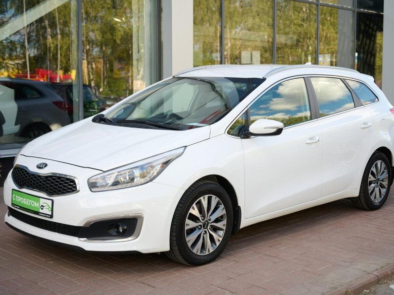 Киа СИД 3 универсал белая