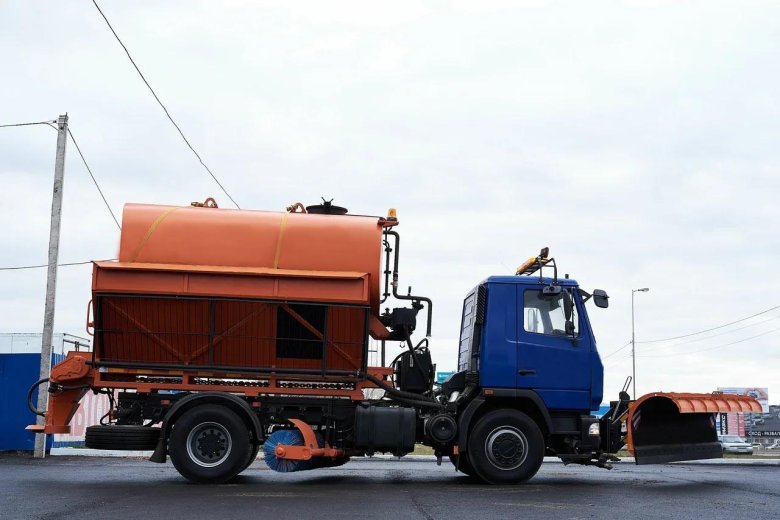 Комбинированная дорожная машина эд244к