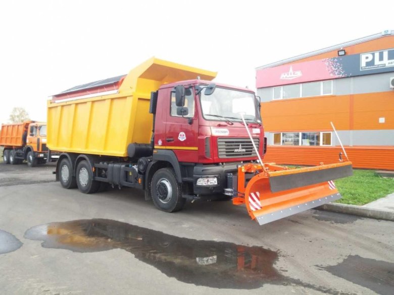 МАЗ 6501 КДМ салон