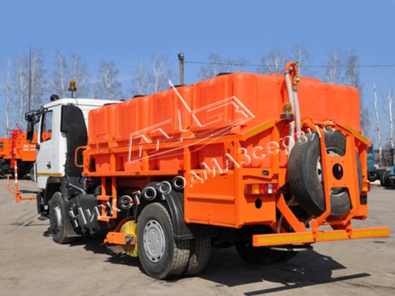 Машина комбинированная дорожная МКДС-3410