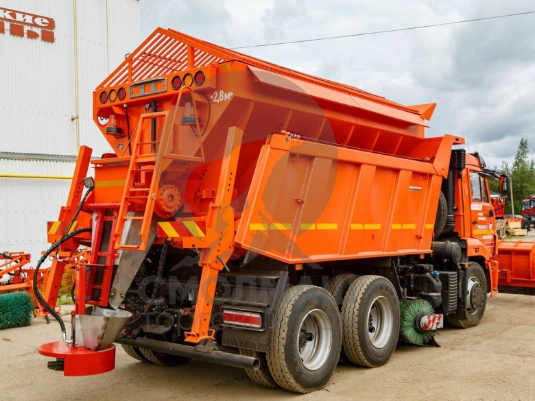 КАМАЗ-65115 самосвал пескоразбрасыватель