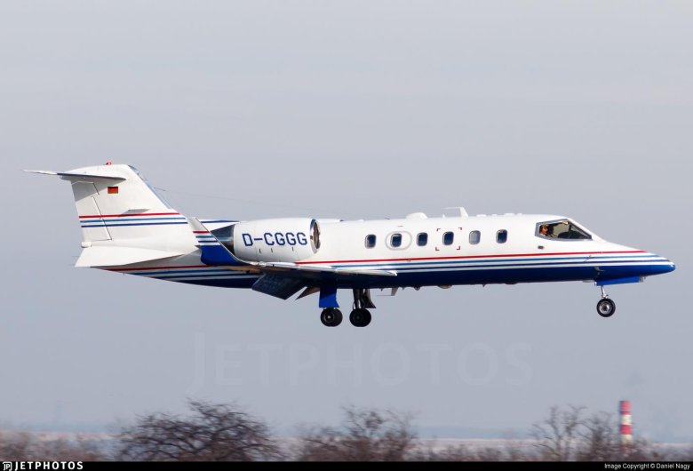 Learjet 60