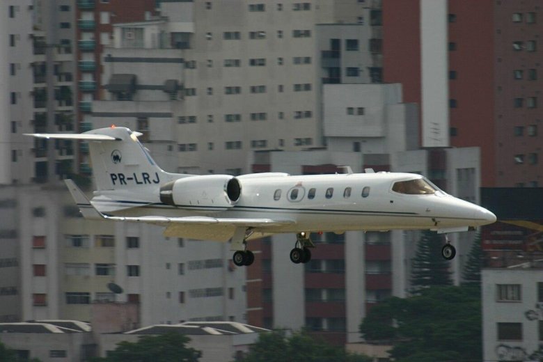 Learjet 31