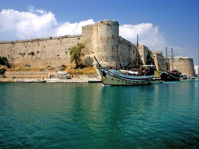 Киренийская крепость Кипр