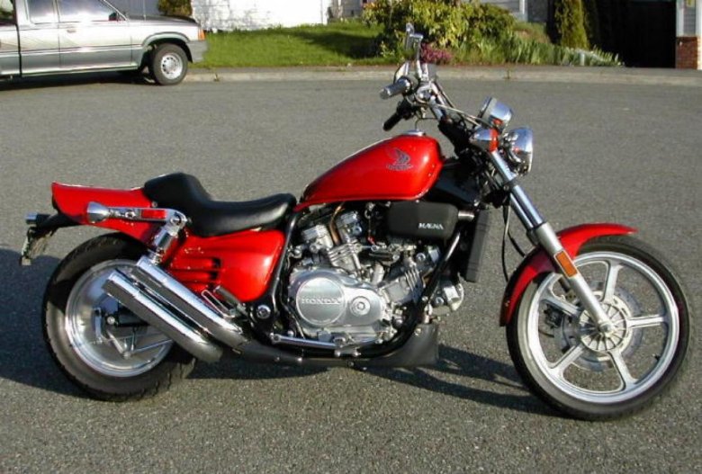 Honda super Magna 750