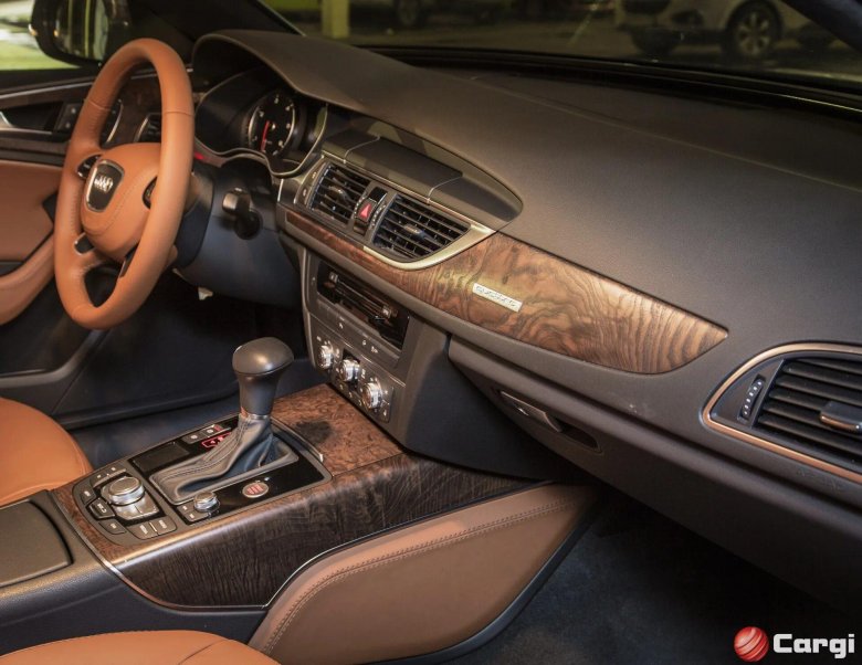 Ауди а6 с коричневым салоном