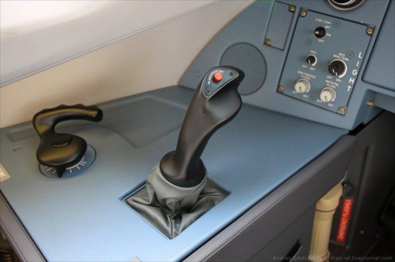 Сайдстик Airbus