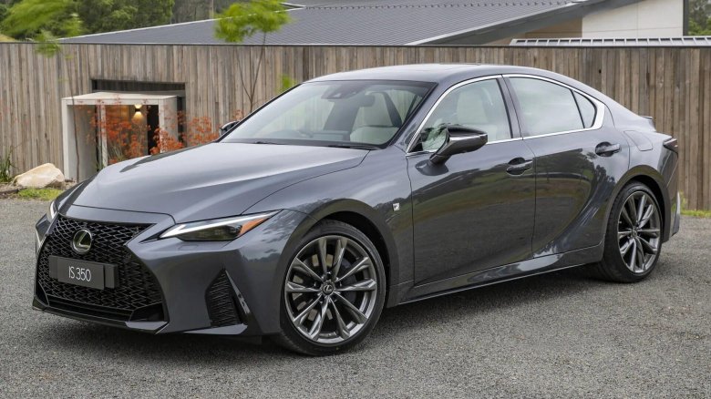 Lexus is 250 2022