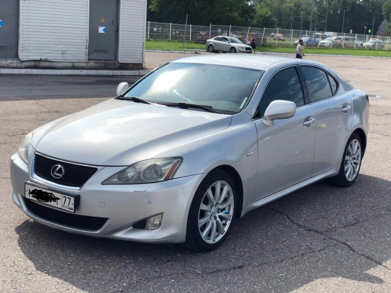 Лексус is 250 2006