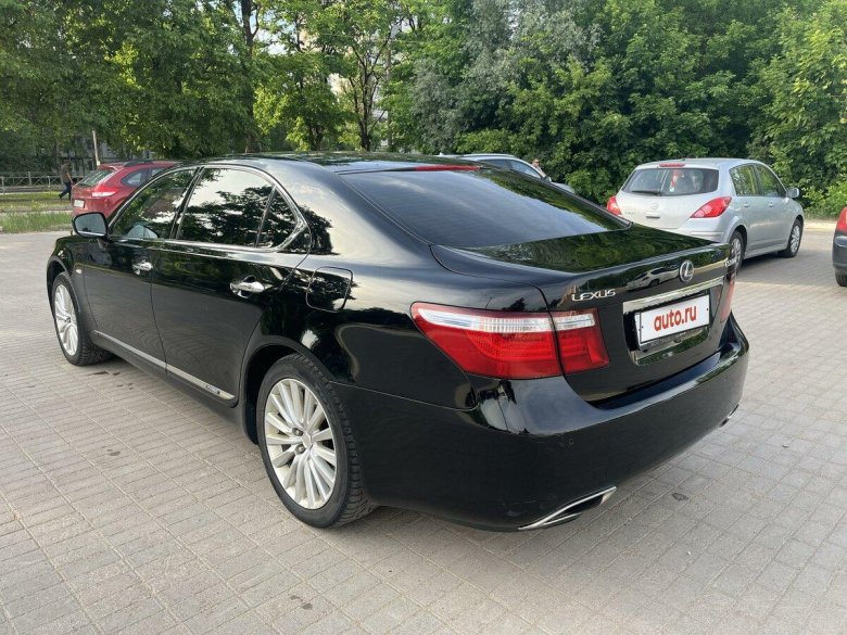 Лексус лс