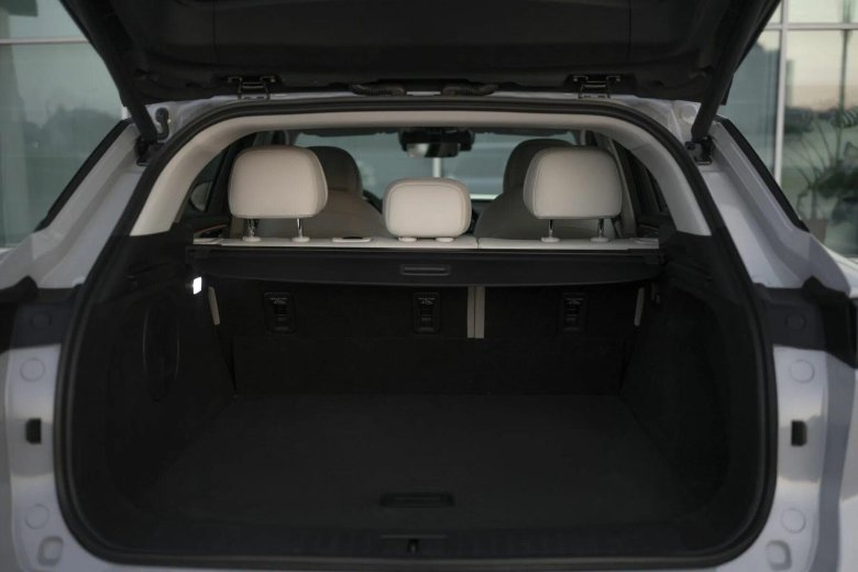 Exeed RX 2023 интерьер