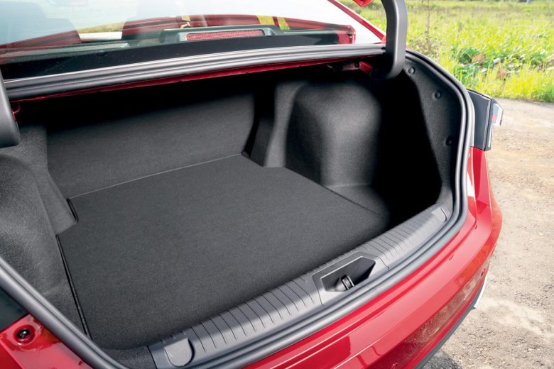 Omoda c5 багажник