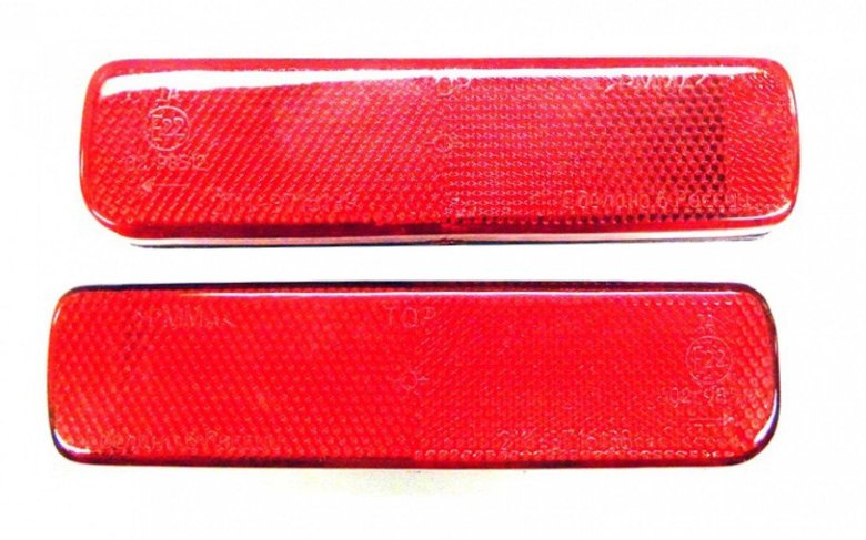 Катафот заднего бампера ВАЗ 2111