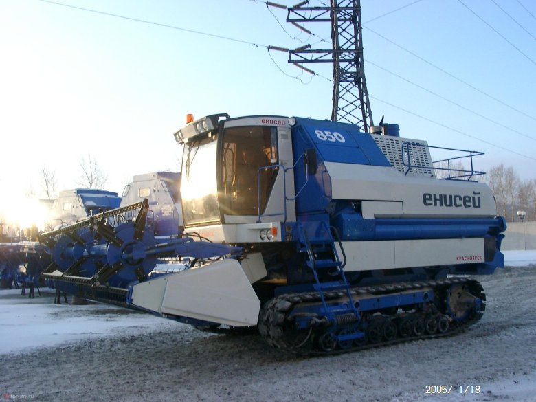 Комбайн Енисей 850