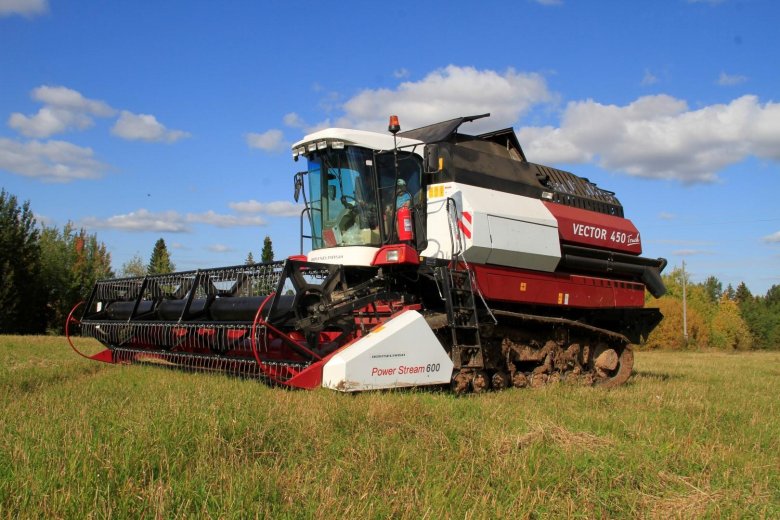 Зерноуборочный комбайн ростсельмаш