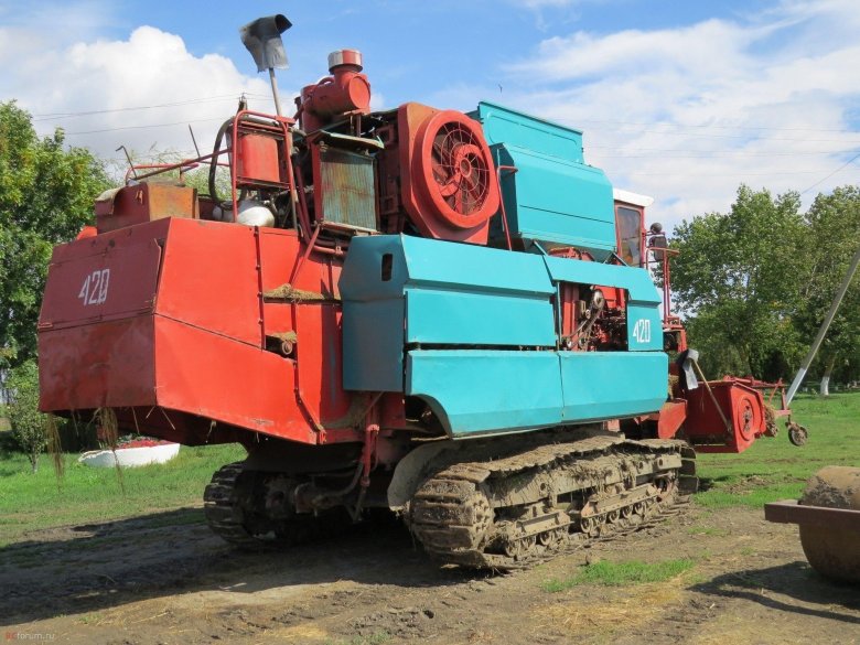 Рисоуборочный комбайн Дон 1500