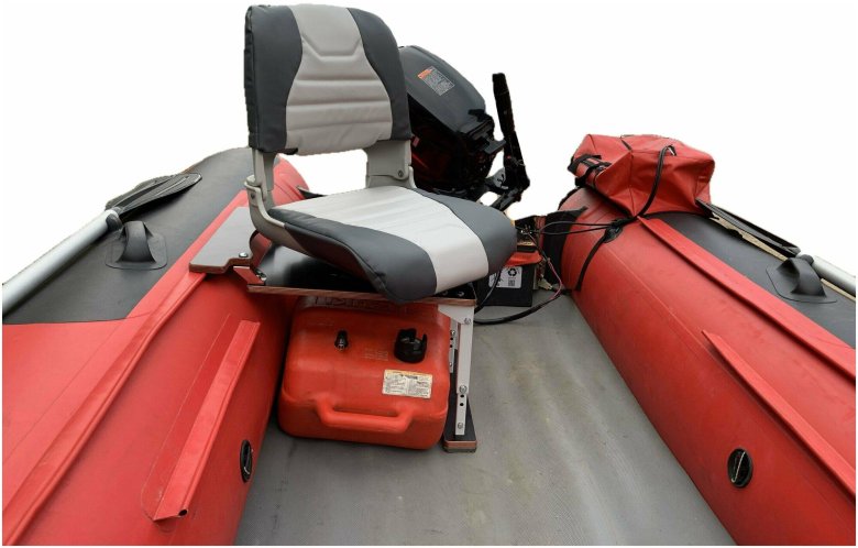 Кресло в лодку ПВХ полный комплект с занижением кокпит