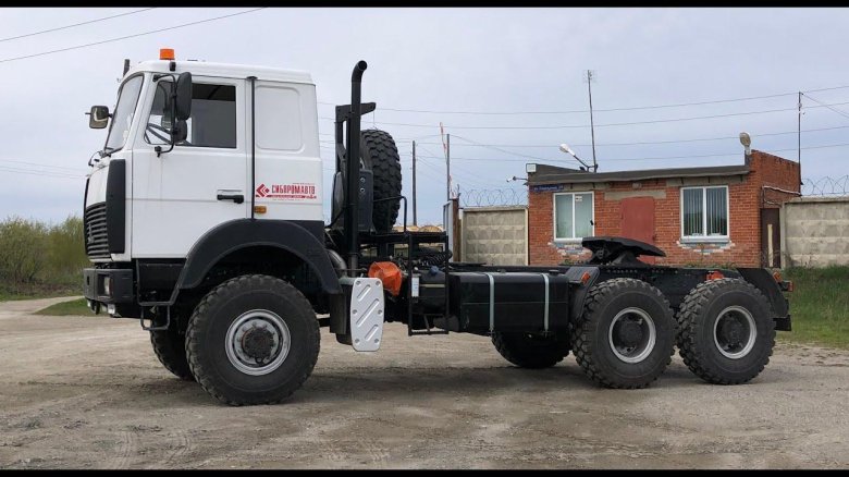 Седельный тягач маз‑643028