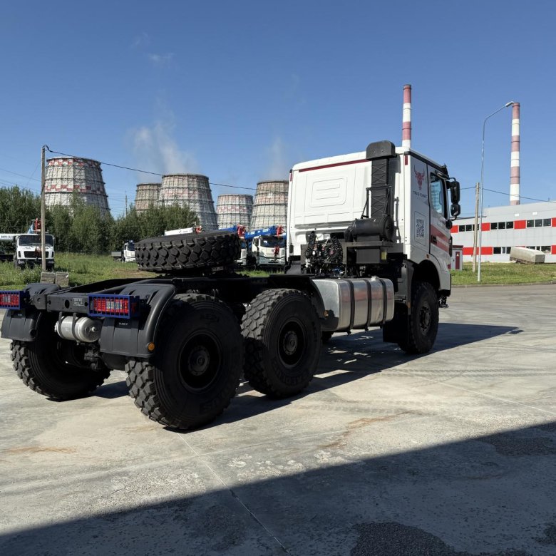 Седельный тягач камаз 65221