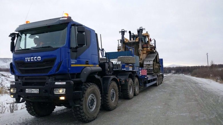 КАМАЗ тягач 6х6 с тралом