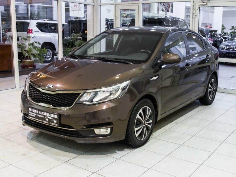 Киа Рио седан 2016 коричневый