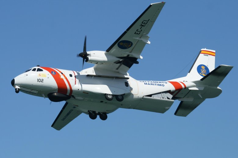 Tusas cn-235m