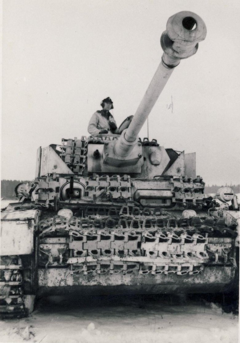 Танк Panzer 4 Ausf.h