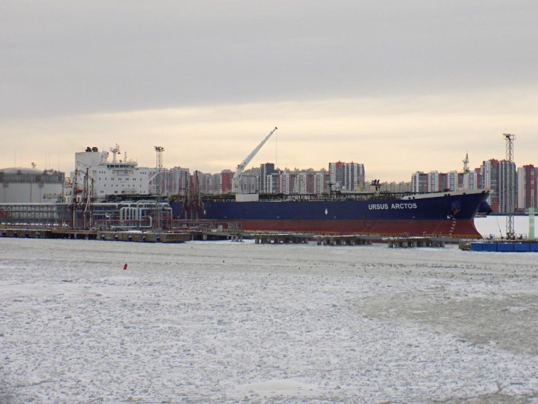 Ursus arctos танкер