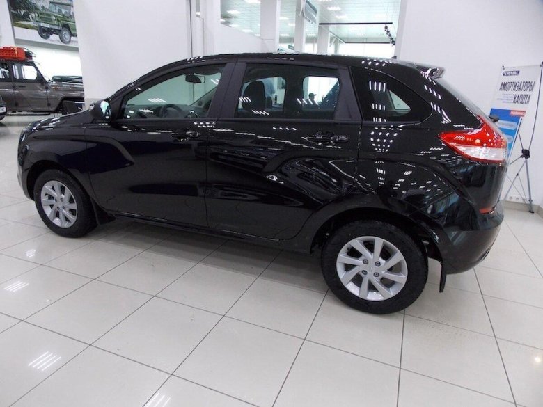 Лада XRAY черная