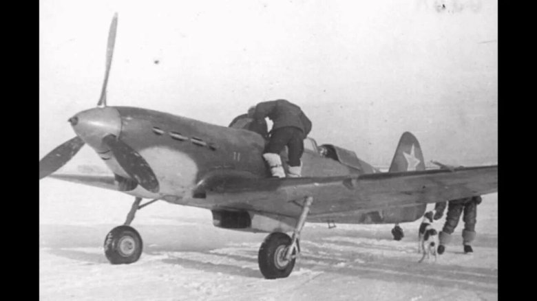 Як 7 б истребитель