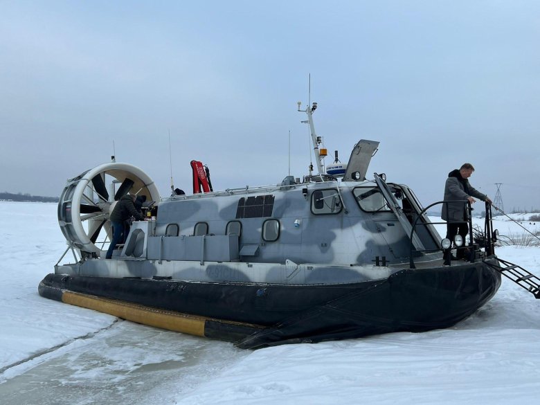 Судно на воздушной подушке Хивус-20