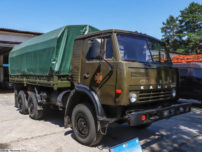 КАМАЗ 43101 военный бортовой