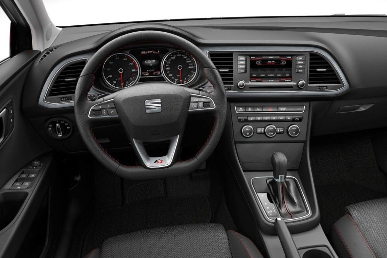 Сеат Леон фр 2014 салон