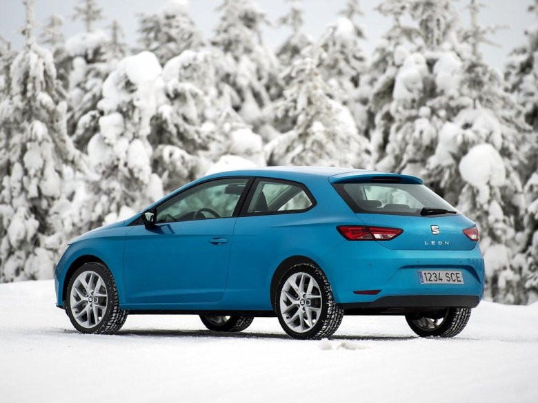 Seat Leon 2013 хэтчбек