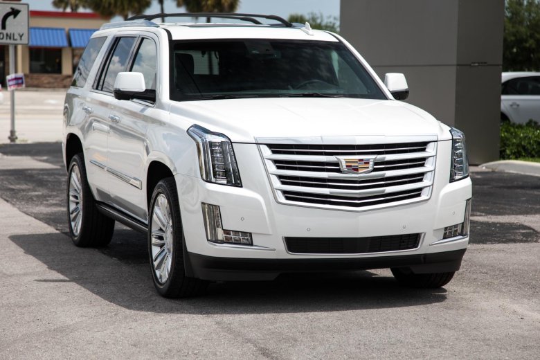 Escalade Platinum 2016