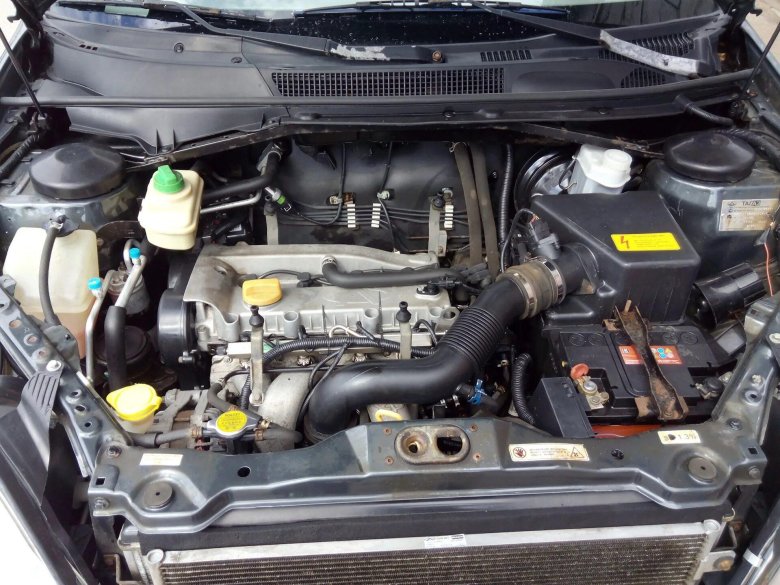 Как резинка должна быть под капотом чанган55