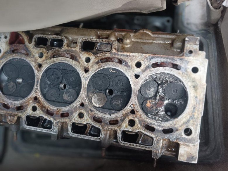 Клапан оторвался