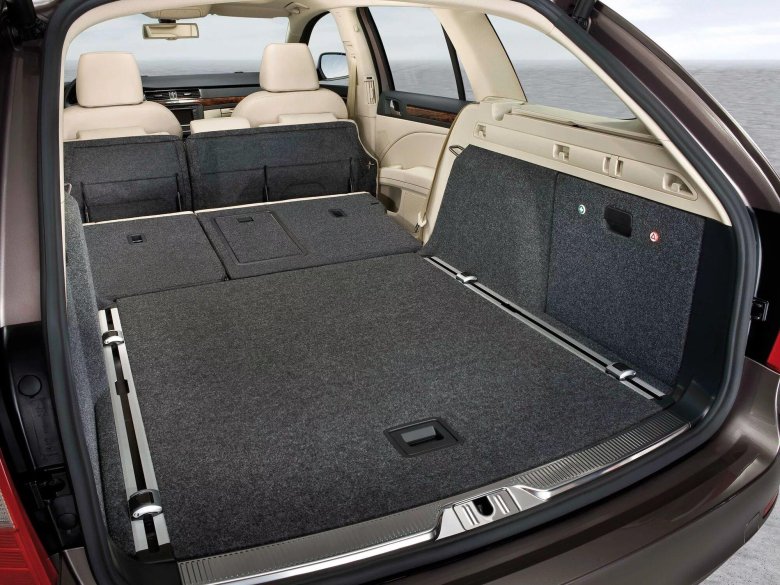 Skoda Superb универсал багажник