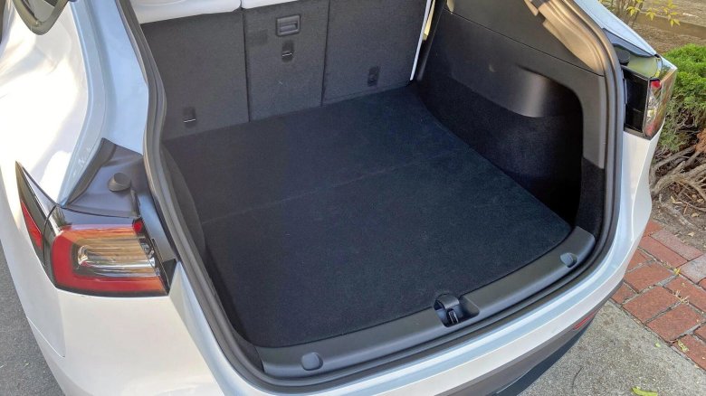 Подпол багажника ф10