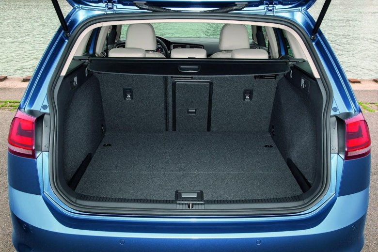 Гольф 7 универсал