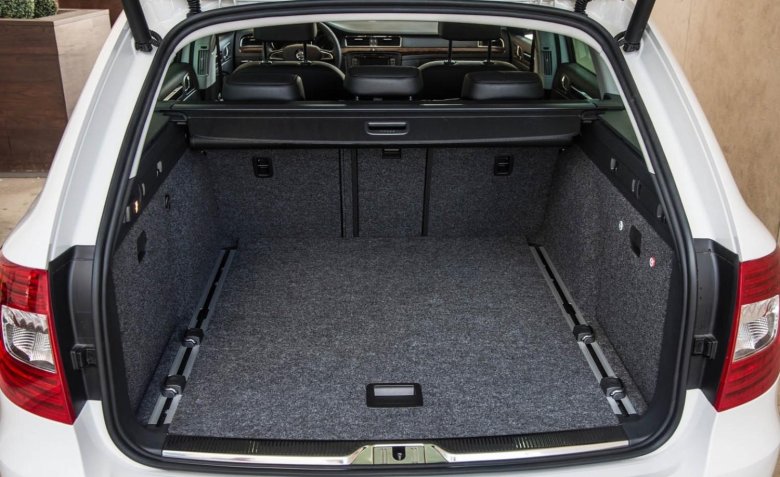 Skoda Superb Combi багажник