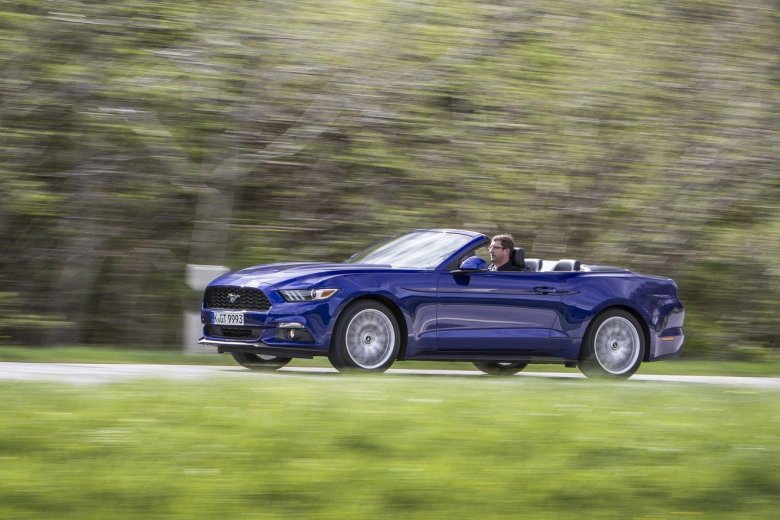 Форд Мустанг кабриолет 2021