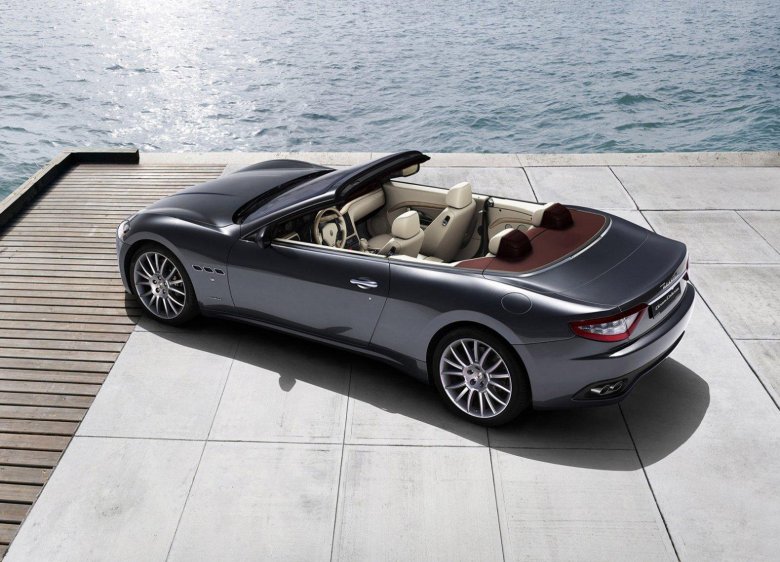 Maserati GRANCABRIO 2020