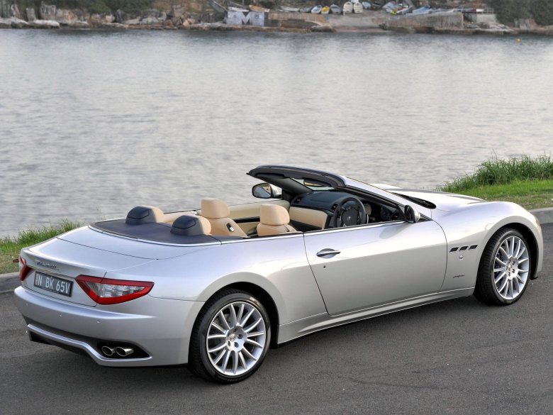 Maserati GRANCABRIO 2010