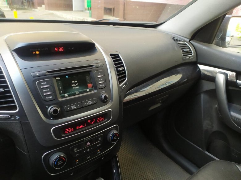 Головное устройство Киа Соренто 2