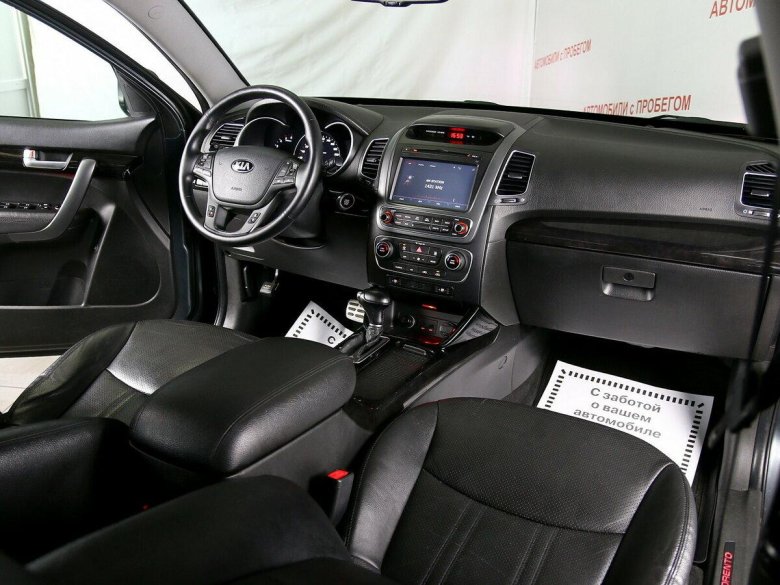 Киа Соренто 2 Рестайлинг салон